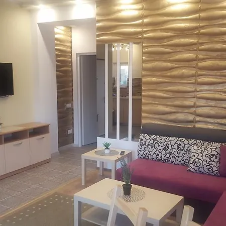 Nobless Apartmán Năvodari